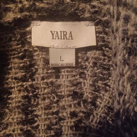 Elegant Knit Tunic Sweater - Picture 3 of 5